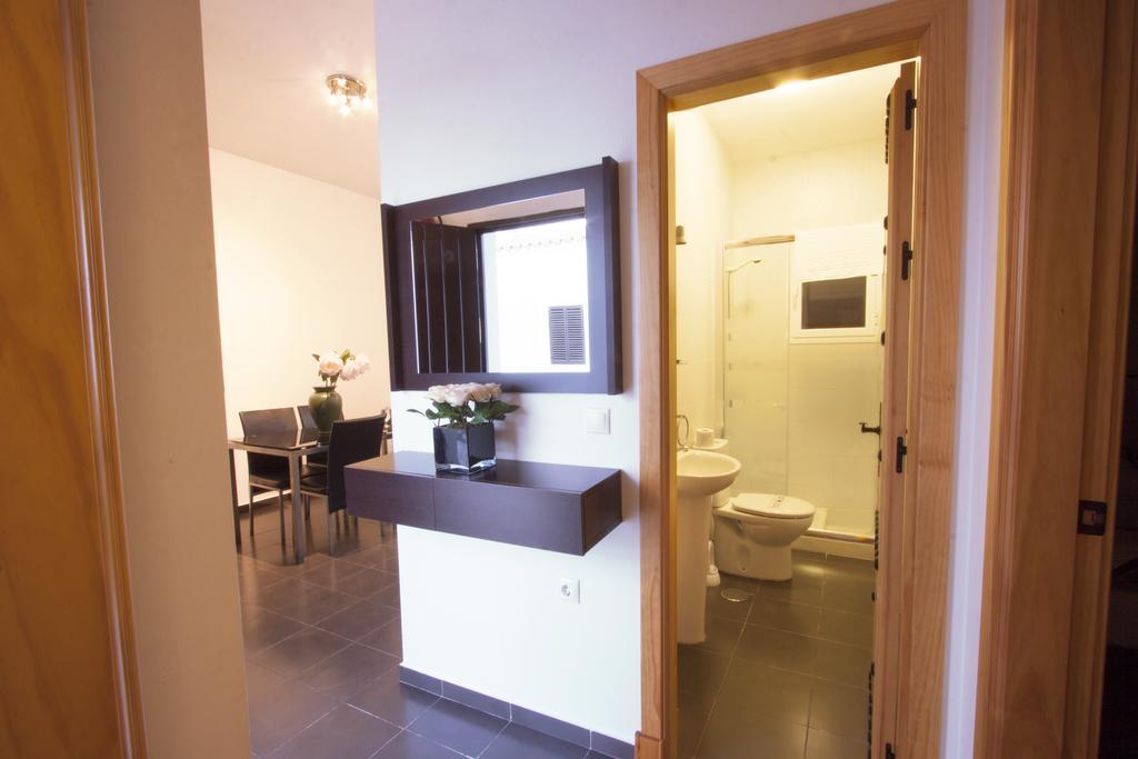 Apartamentos Puerta Sierra Puerto Serrano Eksteriør billede