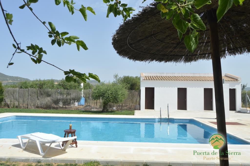 Apartamentos Puerta Sierra Puerto Serrano Eksteriør billede