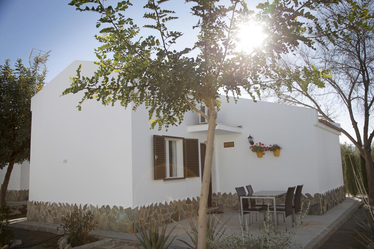Apartamentos Puerta Sierra Puerto Serrano Eksteriør billede